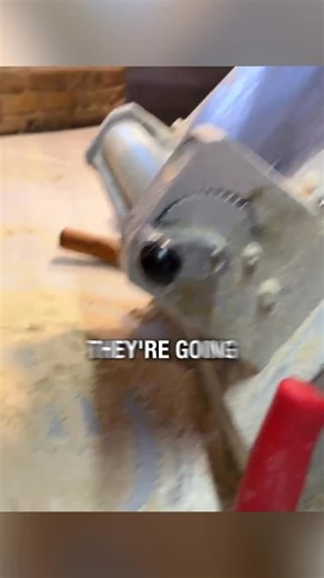 QCP Clips on Instagram: "QCP tries Turkish balloon bread!"