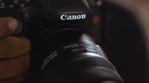 En nuestro episodio de #AprendeConCanon de hoy, te enseñaremos cómo le puedes sacar el máximo provecho a tu cámara gracias a los tipos de comunicación remota con la que cuenta. 📸➡📱 Sigue los pasos y disfruta de todo lo que tiene tu Canon para ti. 📸👍 Continúa viendo #AprendeConCanon aquí: 👉https://bit.ly/2JXqt0Q | Canon