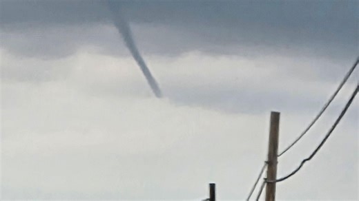 Cold air funnel clouds seen in Central Valley, different than tornado funnels