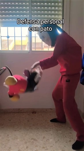 Defensa personal con Pato. #humor #memes #yosoydelos7mil #trending #xd
