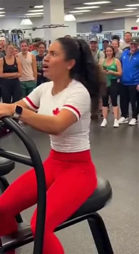 A Runaway Mechanical Car Was Speeding Around the Gym! The Woman’s Reaction Had Everyone in Stitches 😂🐎#fypシ゚ #tiktok