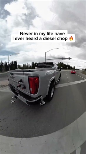 Never in my life have I ever heard a diesel chop 🔥#hypeengines #horsepower #diesel #v8