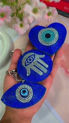 PREMIUM RHINESTONE KEY-RINGS