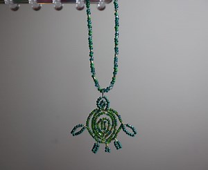 Sea Turtle Beaded Necklace (green) - Etsy