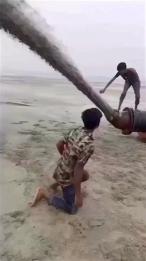 Darwin Awards 🤦🏻‍♂️ (@DarwinAwards_) on X