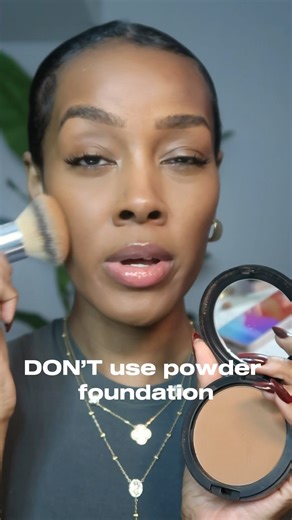 Tips for Powder Foundation #makeuptips #powderfoundation #maccosmetics #makeuphacks