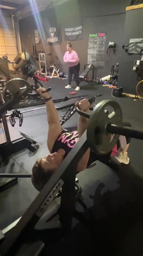 Garage Gym Training (@garagegymtraining)’s videos with original sound - Motivational English subtitle