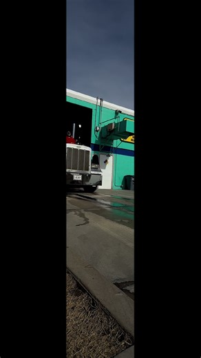 Beautiful Peterbilt 379 in Towing Action