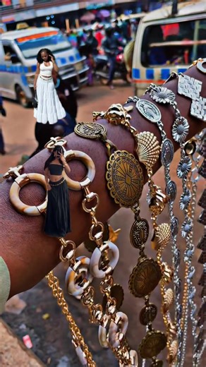 Stylish Vintage Belts and Waist Chains for Any Outfit