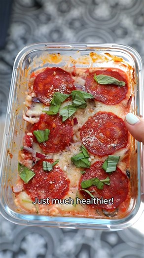 10K views · 46 reactions | This high-protein pizza bowl is creamy, tangy, and full of herbs; it’s all the comfort of pizza without the carbs. Gluten-free, low-calorie, low-carb, and packed with 43g of protein, perfect for a cozy, filling lunch. | All Nutritious | Facebook