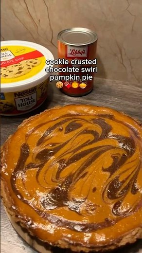 falling head over swirls 🍫🎃🥧 this pumpkin pie got a chocolatey makeover