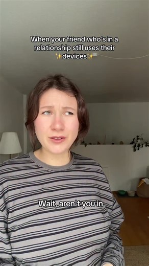 Leonie on Instagram: "Pl3asure ≠ competition. It’s a team sport, and the LELO Switch™ makes playing way better (and easier) 🤍 🏆 External and internal stimulation 🔄 Two ends, two sensations 📱 App-controlled for long-distance fun ⚡️ 16 intensity levels + custom patterns 🧠 Helps you figure out what you actually like in bed (and how to ask for it) 🔗 in b!o + stackable code LEONIE15 for 15% off ALL products (ad) @lelo_official Are you team 🌶️-devices in relationship?"