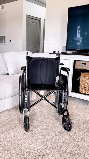 11K views · 1K reactions | what happens when i cant wear my prosthetic leg? If you need elective amputation information, go to the L I N K under my picture on my page. #electiveamputation #electiveamputee #amputeelife #amputationstory #amputee #painchangedme #thestrengthinourscars #godknowsmystrugglesohesentme #chronicpain | Kerri Trammel | Facebook