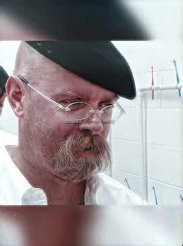 It‘s said that if a toothbrush is placed in the toilet, feces may get on it #mythbusters #science