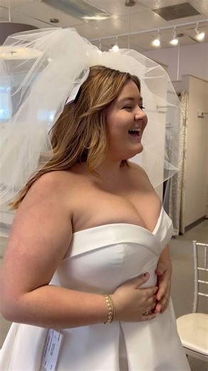 Bloopers 😆✨ #wendysbridalcolumbus #weddingdressshop #bloopers #bridalbloopers #funny #funatwork #weddingdressinspo #weloveourjob #fyp #foryoupage #explore #ohiobride #ohiowedding #shoplocal #shopbrickandmortar #seamstress #weddingdressalterations #bridalfun #silly | Wendy's Bridal Columbus