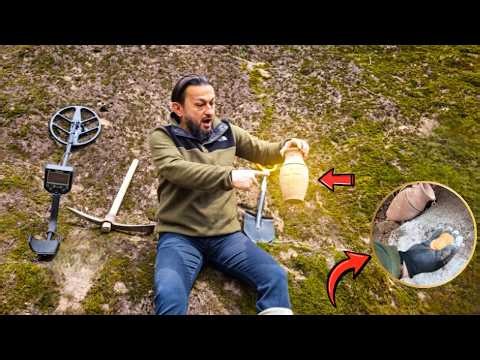 I Found a Full Crusader Jar with a Metal Detector - Worth a Fortune [Treasure Finding Moment]