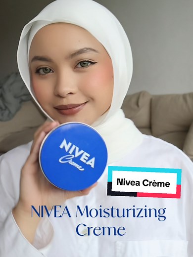 NIVEA Crème: Moisturizer for Glowing Skin