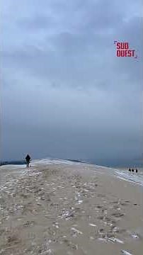 La dune du Pilat sous une légère couche de neige