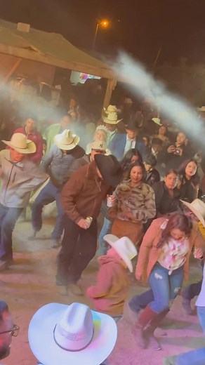 En vivo desde La Maroma Zacatecas, boda de Brisa y Juan 🤩🔥🫶🏼 | Conjunto Sabanilla