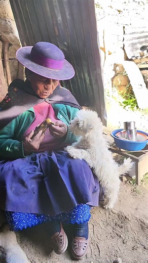 Explorando Huancavelica: Mamá y Orejitas en Motocicleta