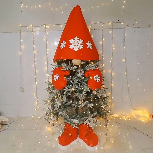DIY Christmas gnome tree decoration | GH Media