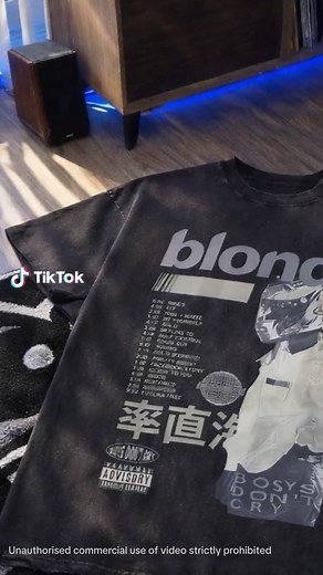 Trendy Blond Casual T-shirt Styles You Need