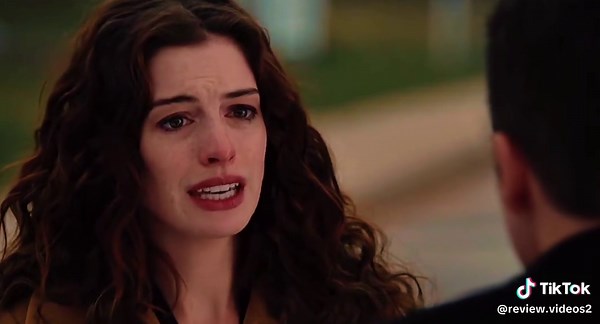 🎬Love and other drugs #annehathaway #jakegllenhaal #romanticmovies #love #netflix