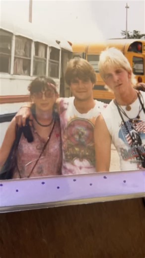 Karen Payton 🪡 on Instagram: "I get asked this by other #deadheads a lot 🎸⚡️🩷 and I’m always happy to share my long strange trip #gratefuldead"