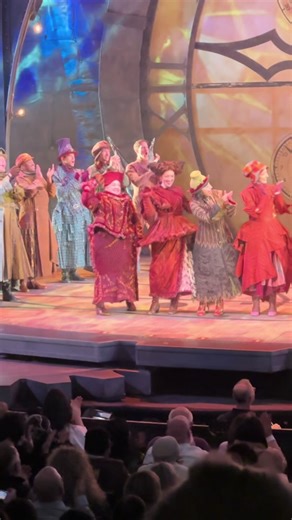 Emotional Final Bow at WICKED on Broadway