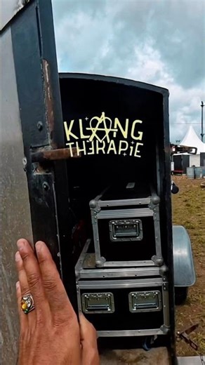 Seting up in Klangtherapie Festival 2025