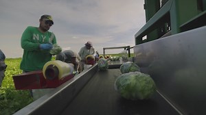 American man claims to have world's lowest voice