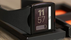 Qualcomm Toq aims to reinvent smartwatches with a Mirasol display