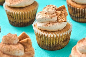 Cereal Lovers! You Need These Cinnamon Toast Crunch Cupcakes