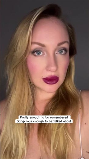 💕She doesn’t try… but everyone notices her, viral beauty aesthetic #fyp #beauty #makeup #lipstick