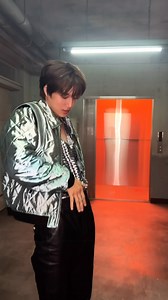 Wait on me baby #KAI #카이 @zkdlin #EXO #엑소 #weareoneEXO #WaitOnMe #KAI_WaitOnMe | EXO