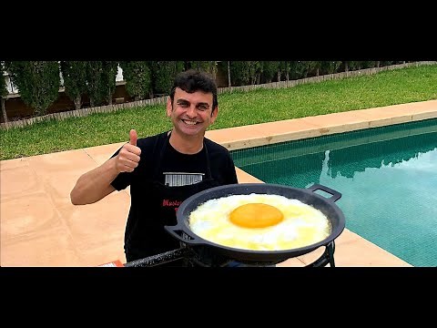 When you see this video you will run to look for an Ostrich Egg - Includes very funny Fake Shots