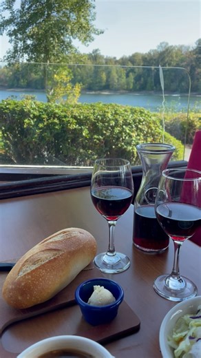 1K views · 43 reactions | Every Monday is Meatball Monday at The Old Spaghetti Factory! That means this hearty meal for two is just $25! Available for Lunch and Dinner. We hope to see you next Monday at a location near you. Find us at OSF.com ♥️ #meatballs #oldspaghettifactory #meatballmonday #datenight | The Old Spaghetti Factory | Facebook