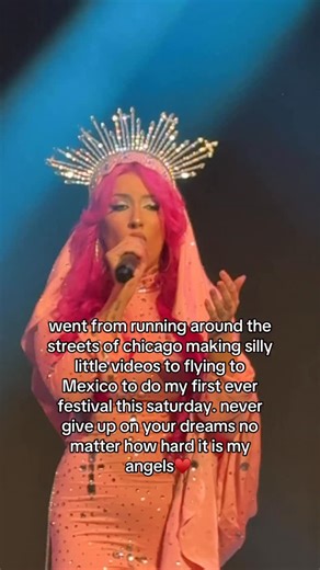 chrissy chlapecka on Instagram: "finally got to sing apollo live i feel like im levitating… see you tomorrow mexico city im on at 4:20 :’) @coronacapital"