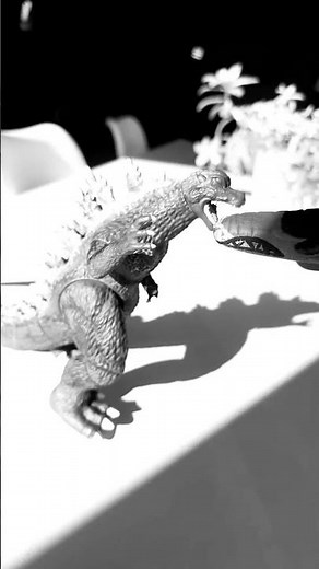 Godzilla-1955 (Godzilla raids again) 1955