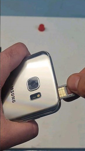 Como sacar tarjeta SD y tarjeta SIM telefono / Como abrir ranura chip SD card y SIM card celular