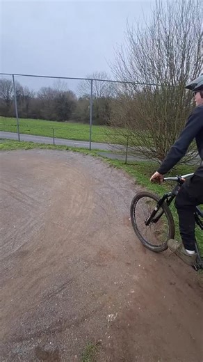 Learn Mountain Biking in Just 20 Minutes