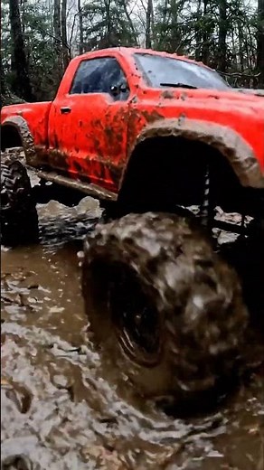 🇺🇸 RC TRUCK MADNESS! 🤯 Off-Road MUDDING Mayhem! 🚜 #Amazing #USA