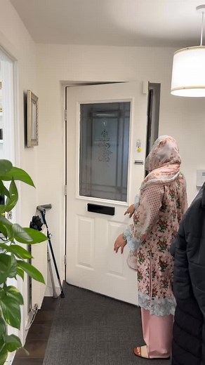 143K views · 10K reactions | Asii Dawat Ka Bi Apna Maza Hai Ak Dam...