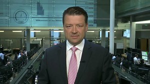 ifo-Weltwirtschaftsklima gedämpft - Nordkorea-Krise belastet DAX - Henkel enttäuscht. Holger Scholze mit dem aktuellem Marktbericht - Börse Stuttgart TV. | Börse Stuttgart | Facebook