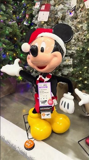 Mickey Mouse Christmas animatronic #disney #mickeymouse #animatronics #homedepot #christmas #decor