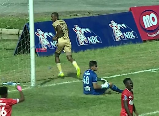 190K views · 7.2K reactions | #MzizimaDerby Goli la Prince Dube 40’: Simba 0-1 Azam Iko LIVE #AzamSports1HD Kwa kifurushi cha shilingi 25,000 unatazama mchezo huu. #NBCPremierLeague #LigiKuuYaNBC #NBCPL #NBCPLUpdates #SokaLetuBambam #MzizimaDerby #SimbaSCVsAzamFC #SimbaSC #AzamFC #SimbaAzam | AzamSports | Facebook