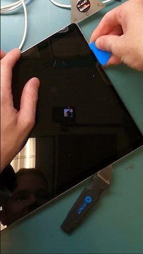 Microsoft Surface Pro 9 Short With Music