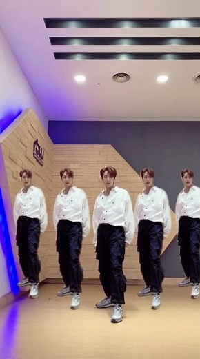 마리아👯‍♂️~ with @rbw_onewe #mariachallenge #화사 #hwasa #마마무 #mamamoo