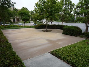 How to Build a Concrete Patio for Your House