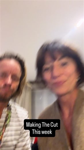 Ooooops x this is Davina here … I forgot to post this 🤪 sorry listeners !!! This week we chat Tv @nightmanager clothing ( a really cool brand) a brilliant collection of hair stying products 😜😜 A couple of brilliant books , cashmere leggings 🔥and AI🔥🔥🔥 | Davina McCall